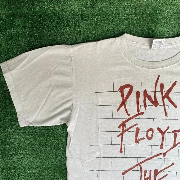 Vintage Y2K Pink Floyd Shirt The Wall Rock Band Album Tee - Picture 2 of 8